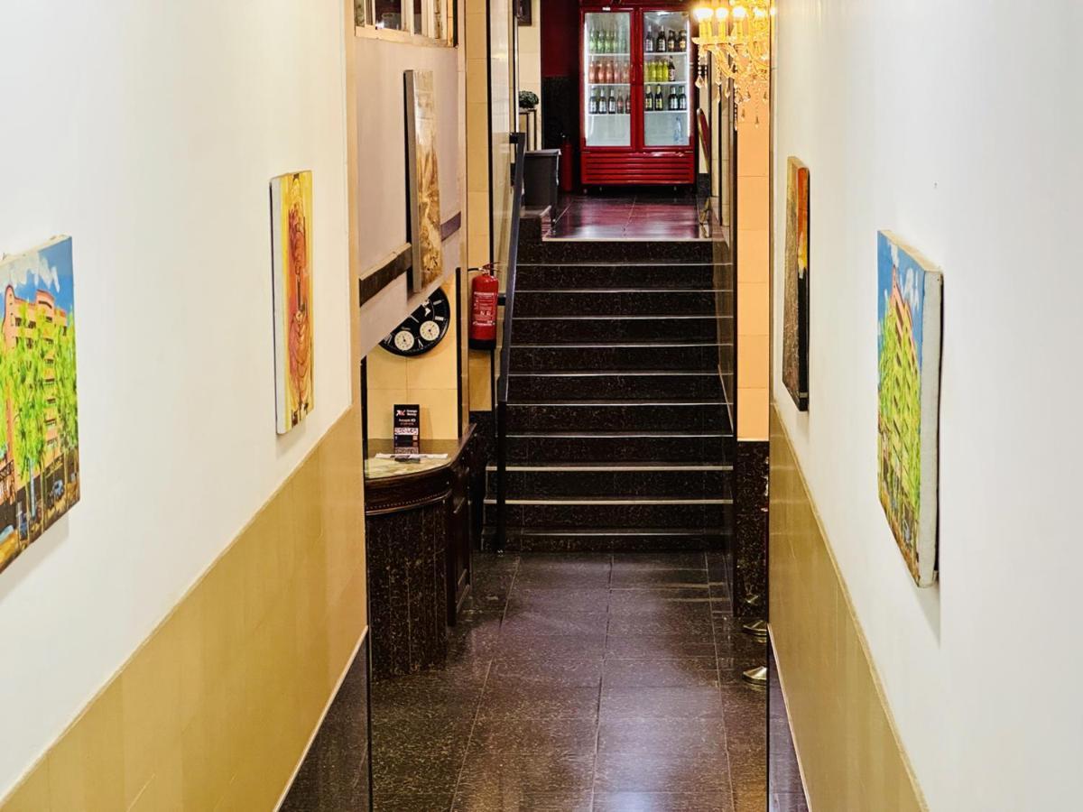Yaahot Hotel Yaoundé Eksteriør billede