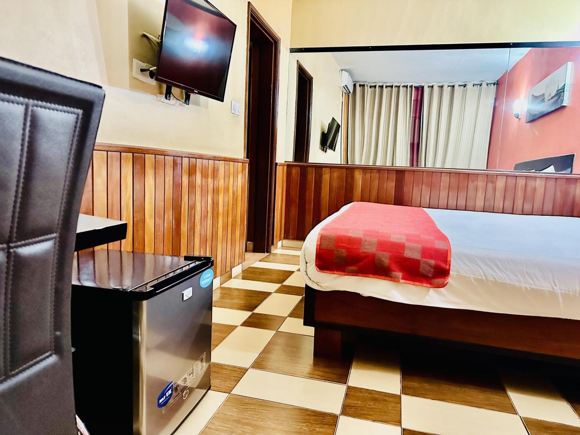 Yaahot Hotel Yaoundé Eksteriør billede