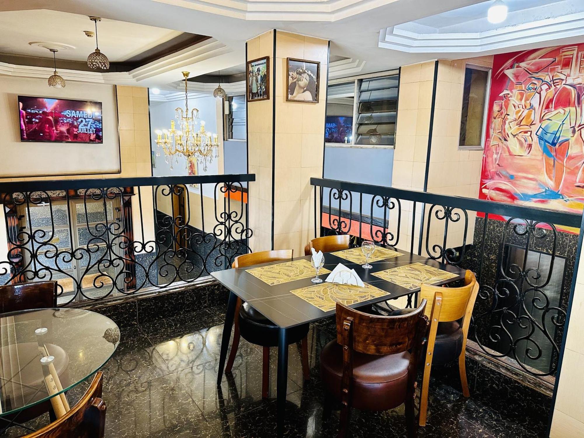 Yaahot Hotel Yaoundé Eksteriør billede