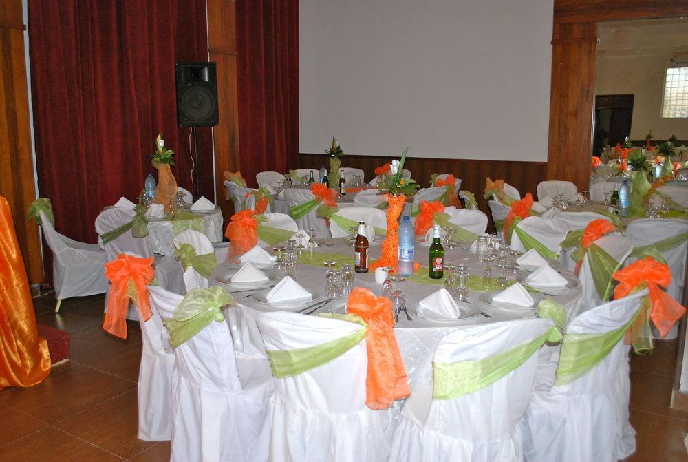 Yaahot Hotel Yaoundé Eksteriør billede